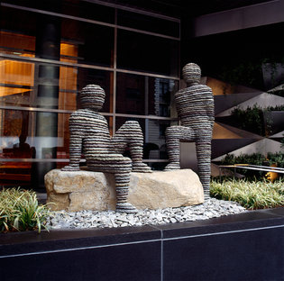 “Asaf and Yo’ah” (2000), a bluestone and boulder work by Mr. Vaadia installed at the Time Warner Center in Manhattan.
Credit
Michael Weinstein
